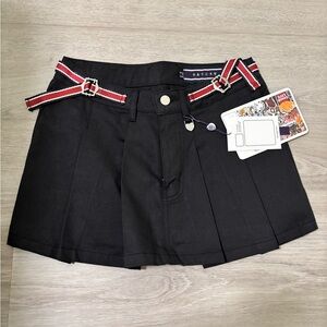 Black Pleated Mini Skirt